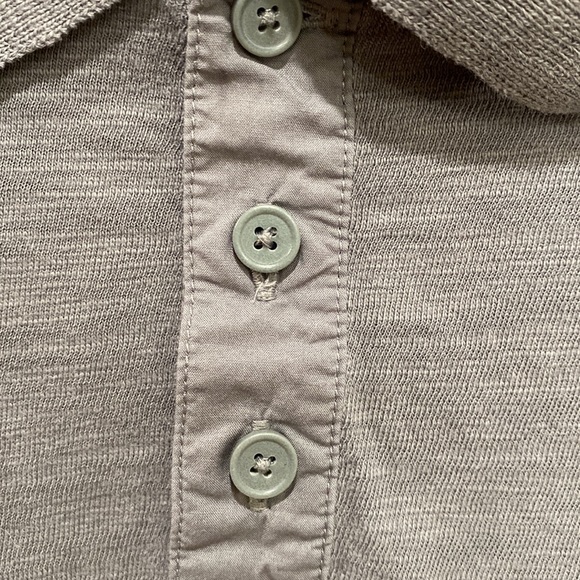 Vince. Gray polo - Picture 7 of 10